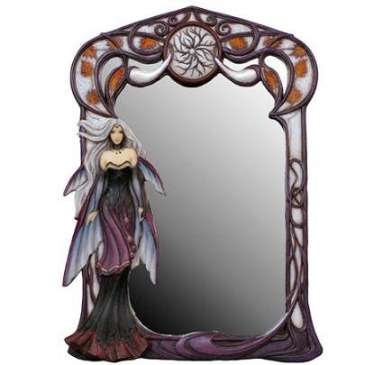 THE MIRROR.jpg